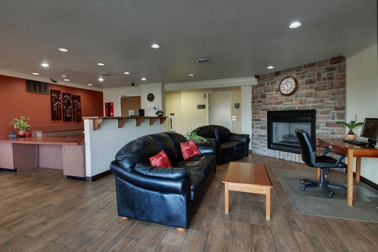 All Towne Suites - thumb 7