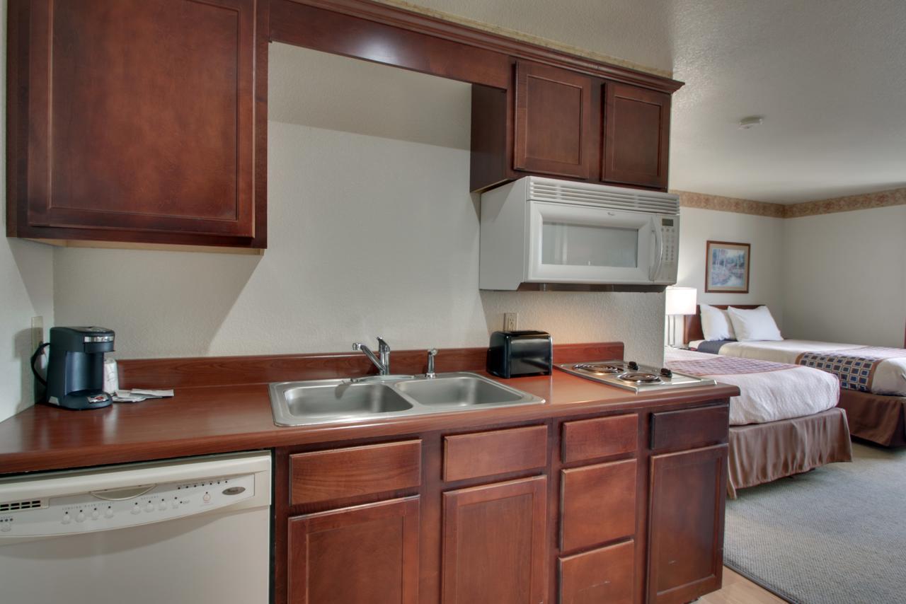 All Towne Suites - thumb 2