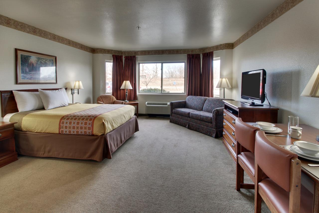 All Towne Suites - thumb 12