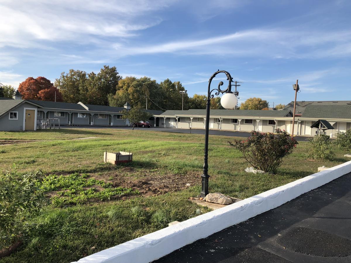 Dogwood Park Inn - thumb 1