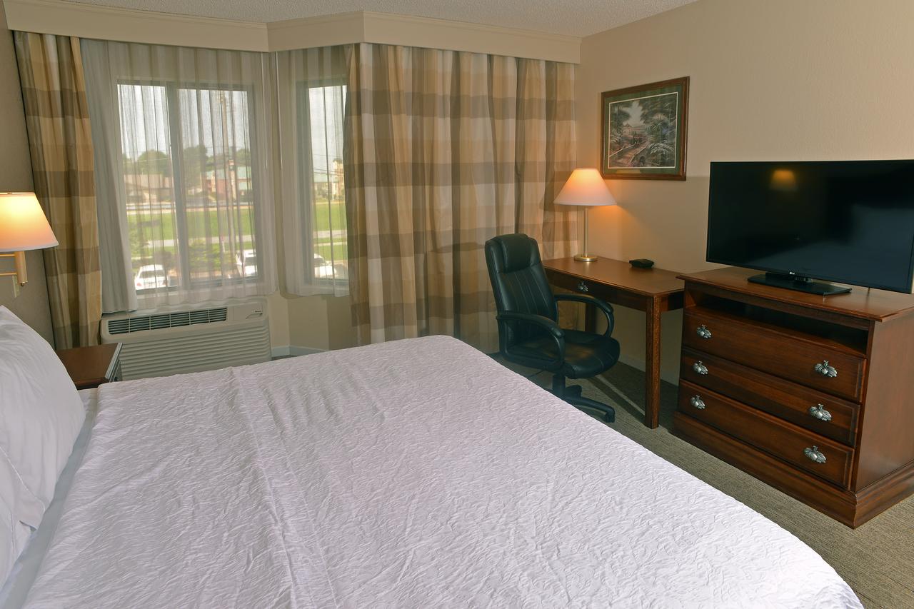 Hampton Inn & Suites Springfield - thumb 6