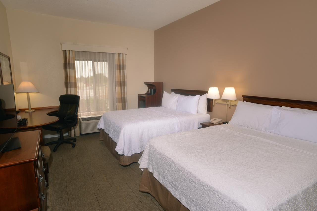 Hampton Inn & Suites Springfield - thumb 20