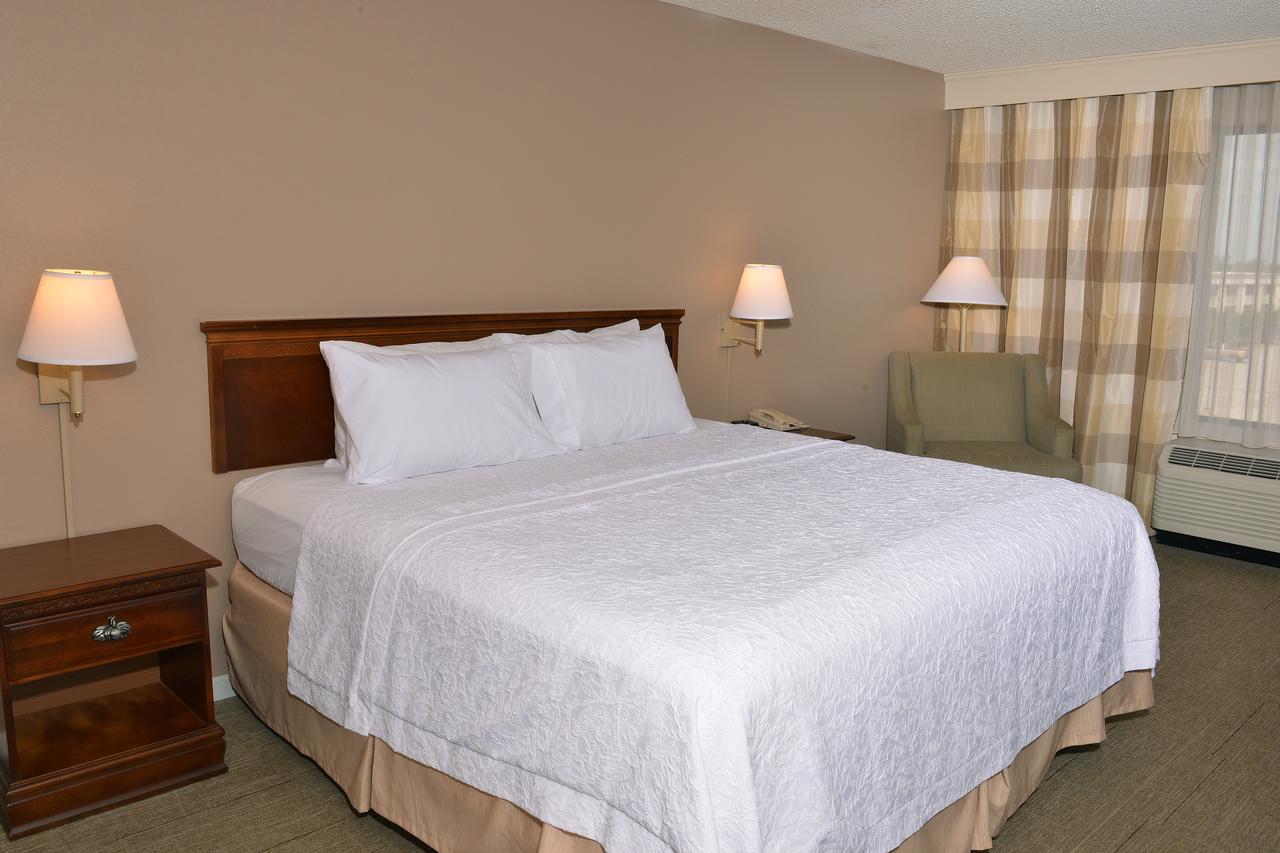 Hampton Inn & Suites Springfield - thumb 12