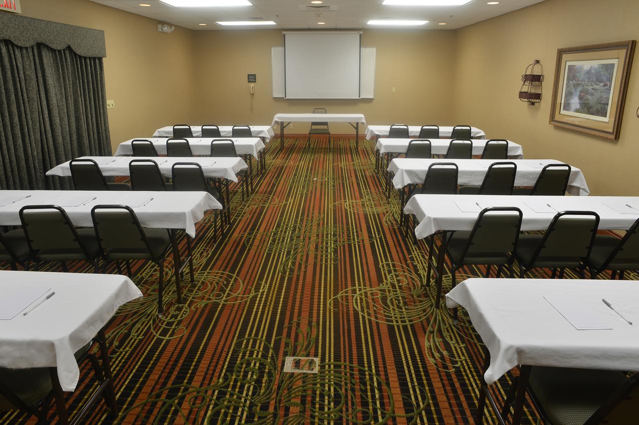 Hampton Inn & Suites Springfield - thumb 31