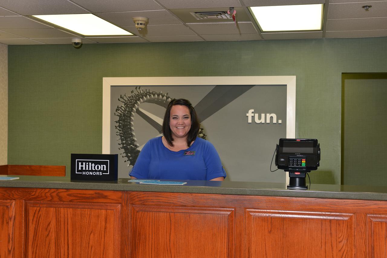 Hampton Inn & Suites Springfield - thumb 35