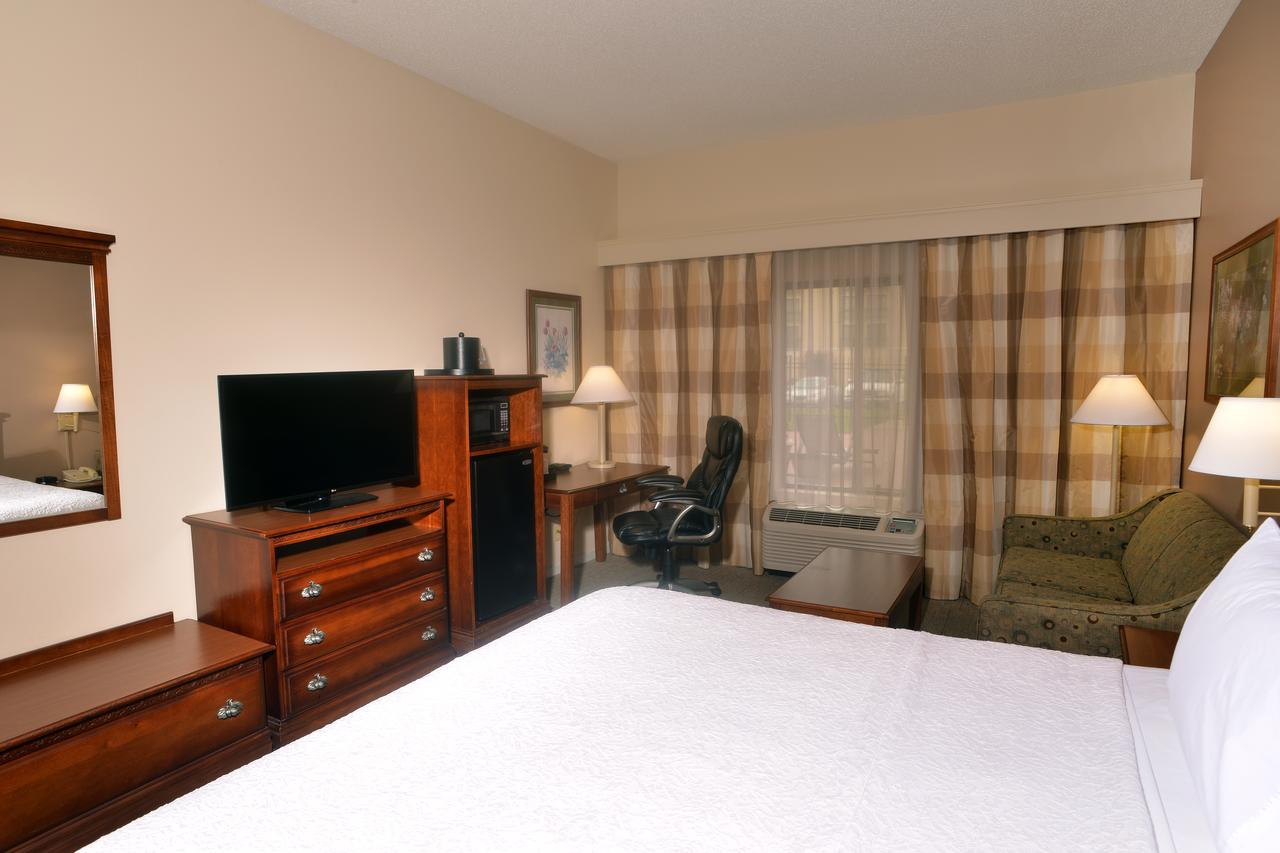 Hampton Inn & Suites Springfield - thumb 25