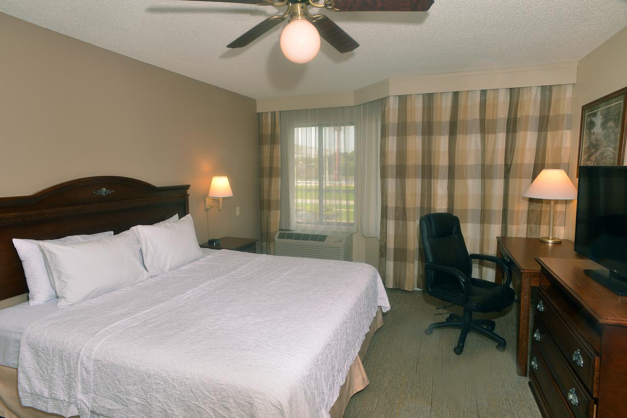 Hampton Inn & Suites Springfield - thumb 5