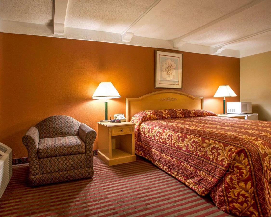 Rodeway Inn Saint Charles - thumb 22