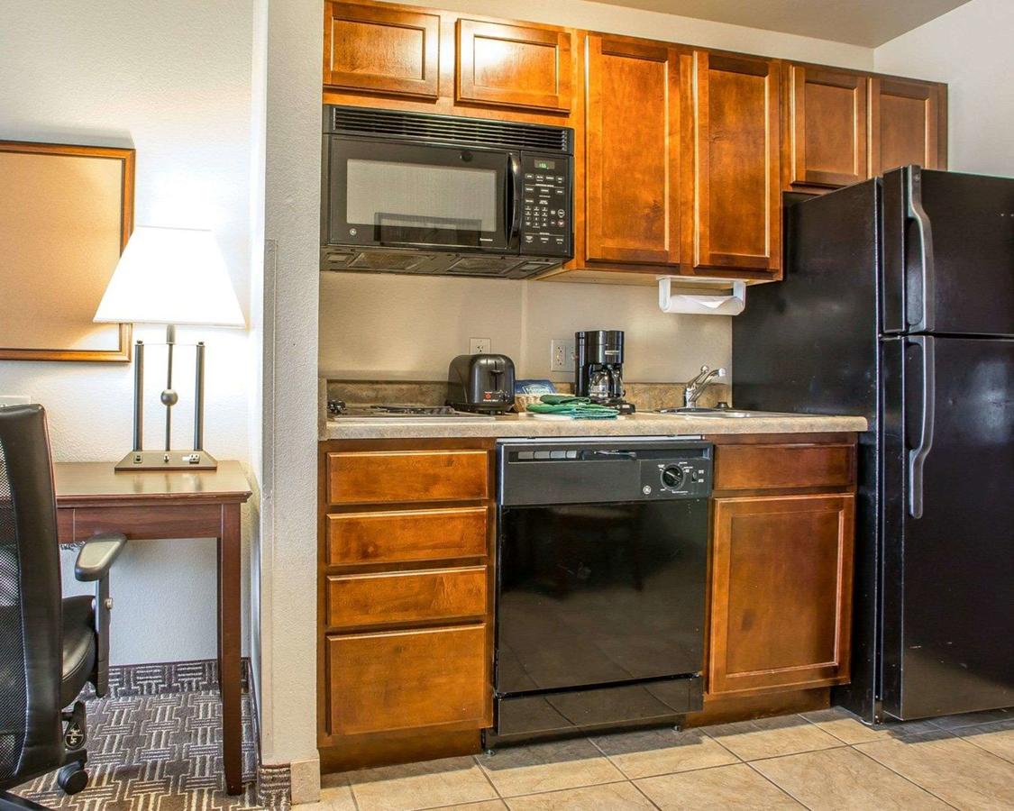 MainStay Suites Saint Robert - thumb 13