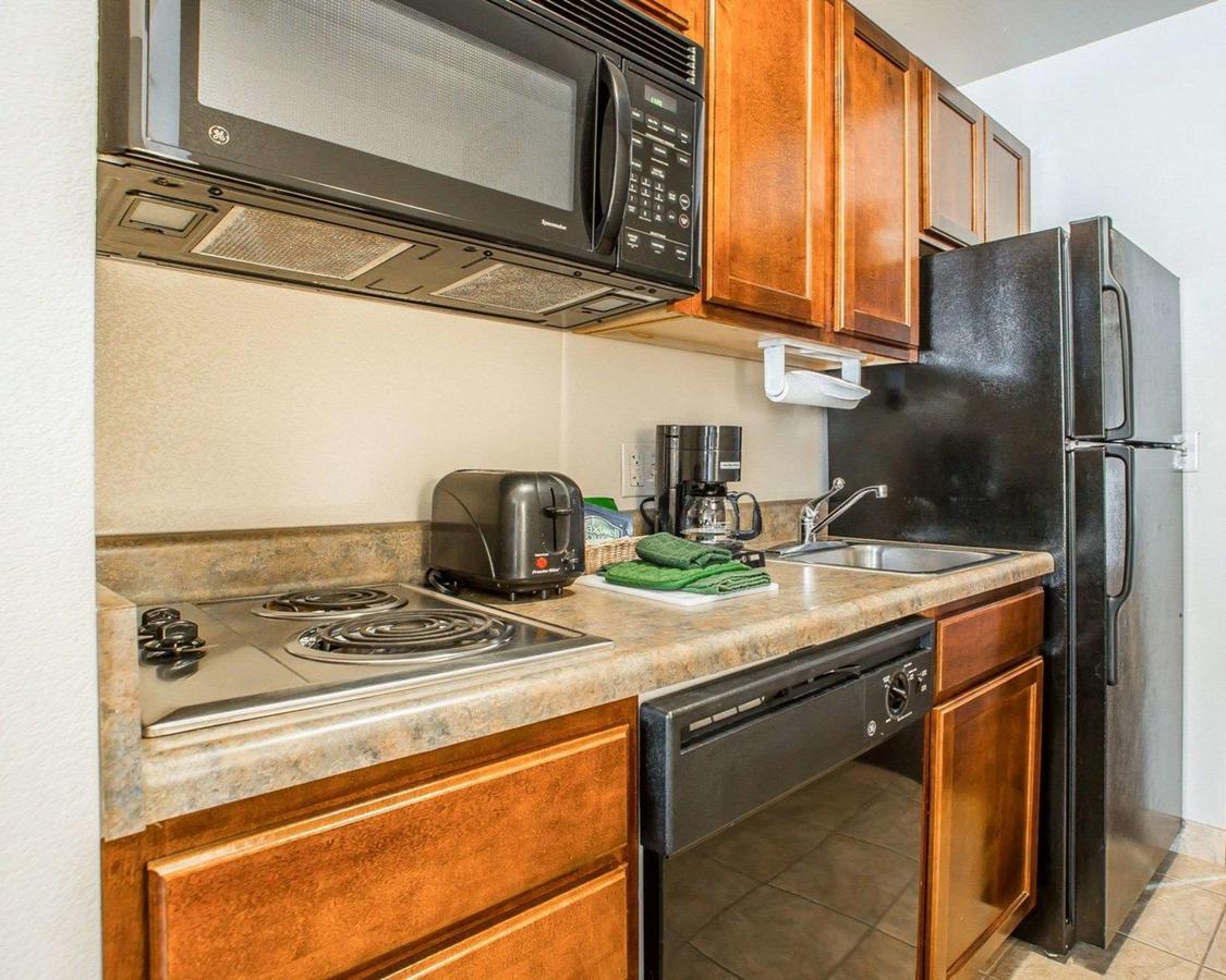 MainStay Suites Saint Robert - thumb 18