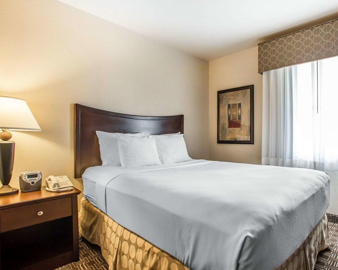 MainStay Suites Saint Robert - thumb 26