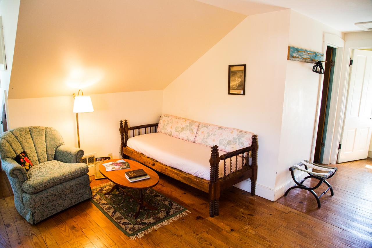 Boone's Lick Trail Inn - thumb 6