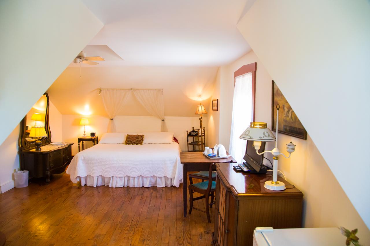 Boone's Lick Trail Inn - thumb 21