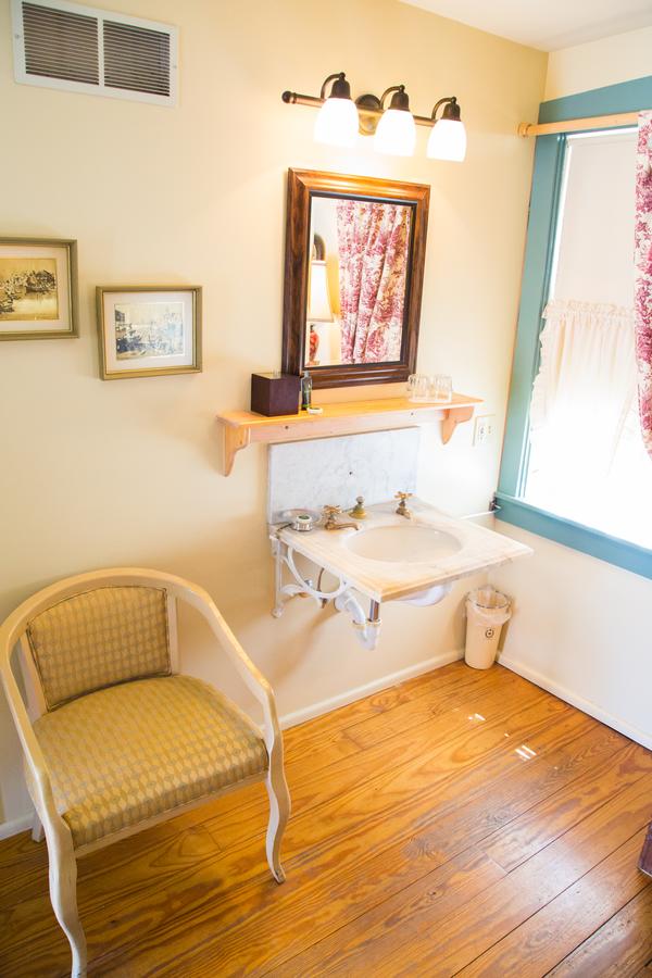 Boone's Lick Trail Inn - thumb 5