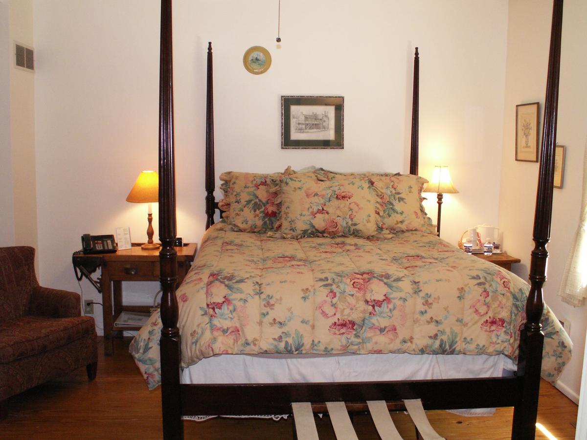 Boone's Lick Trail Inn - thumb 13