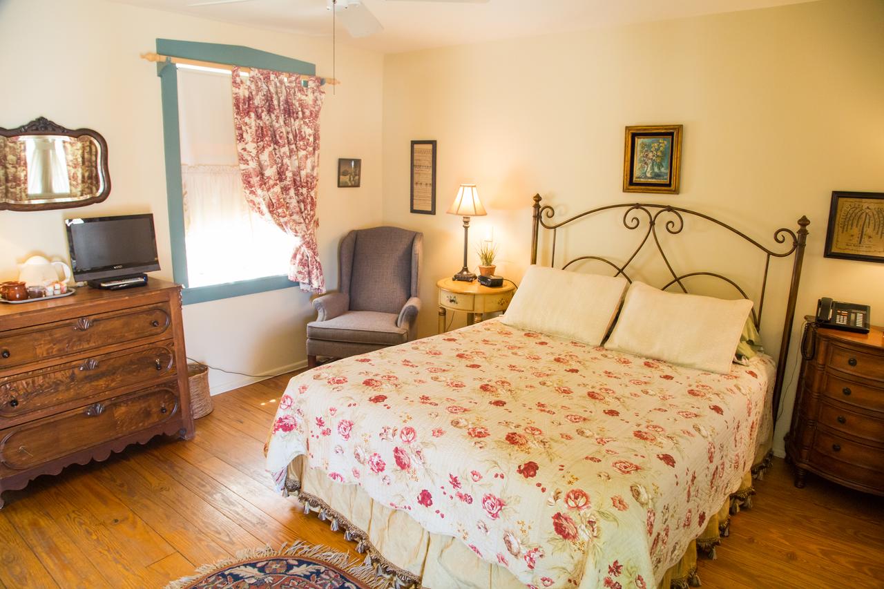 Boone's Lick Trail Inn - thumb 24