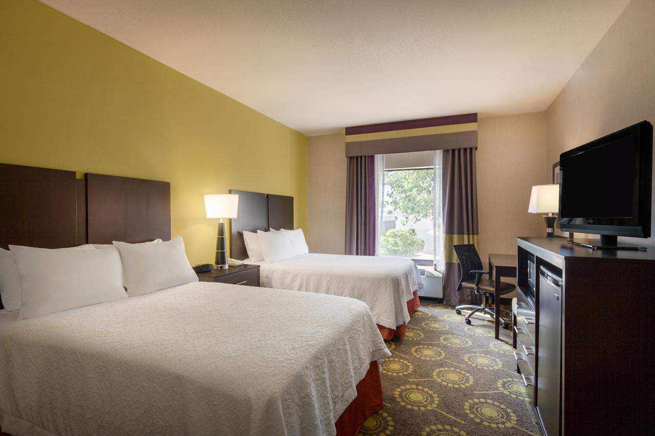 Hampton Inn Saint Robert - thumb 12
