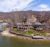 Private Lake Front Paradise - Accommodation Missouri