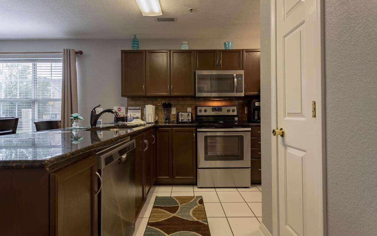 Liberty Place Condo - thumb 14