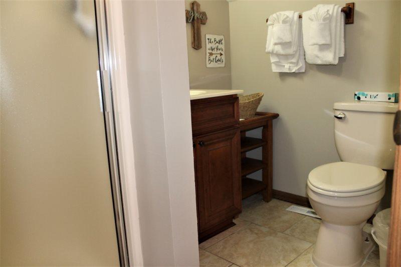 606 - 3 Bedroom - thumb 13