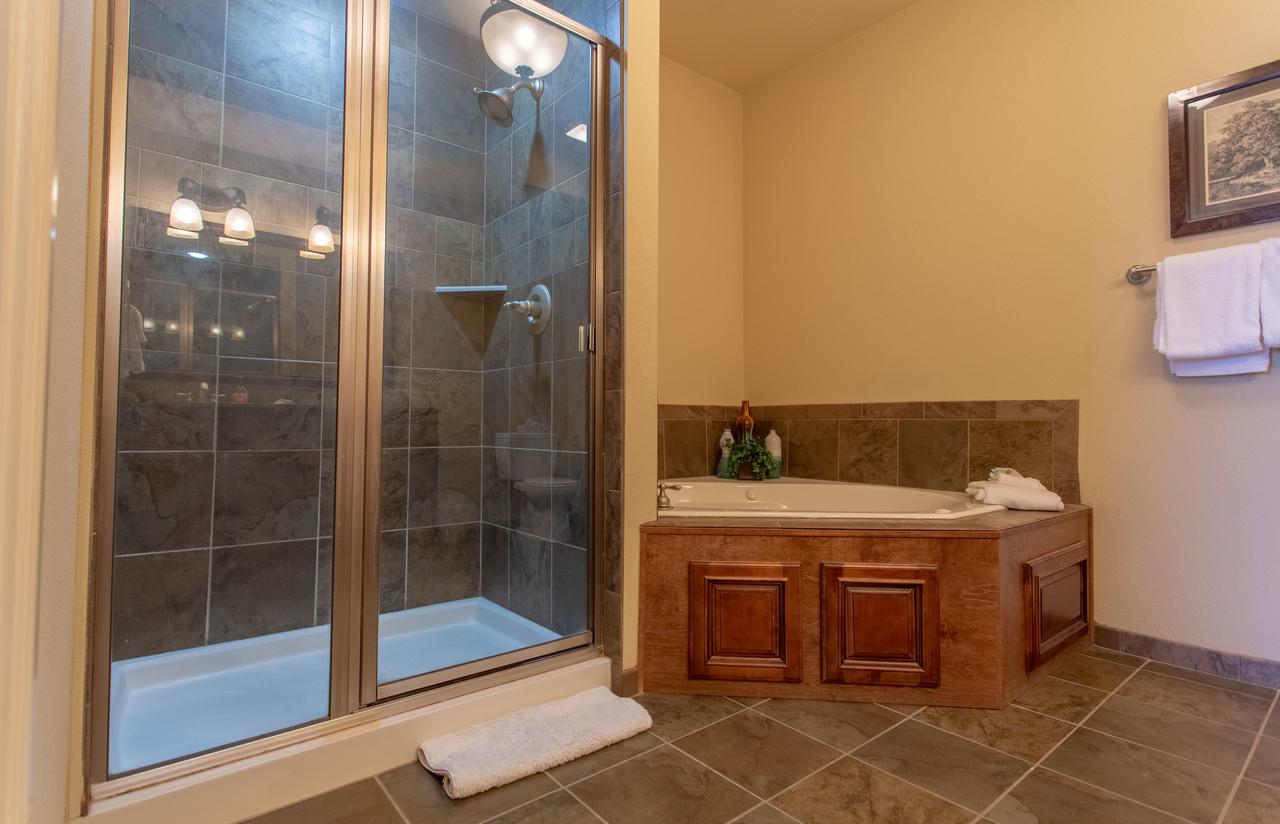 Great Gatsby Condo - thumb 29