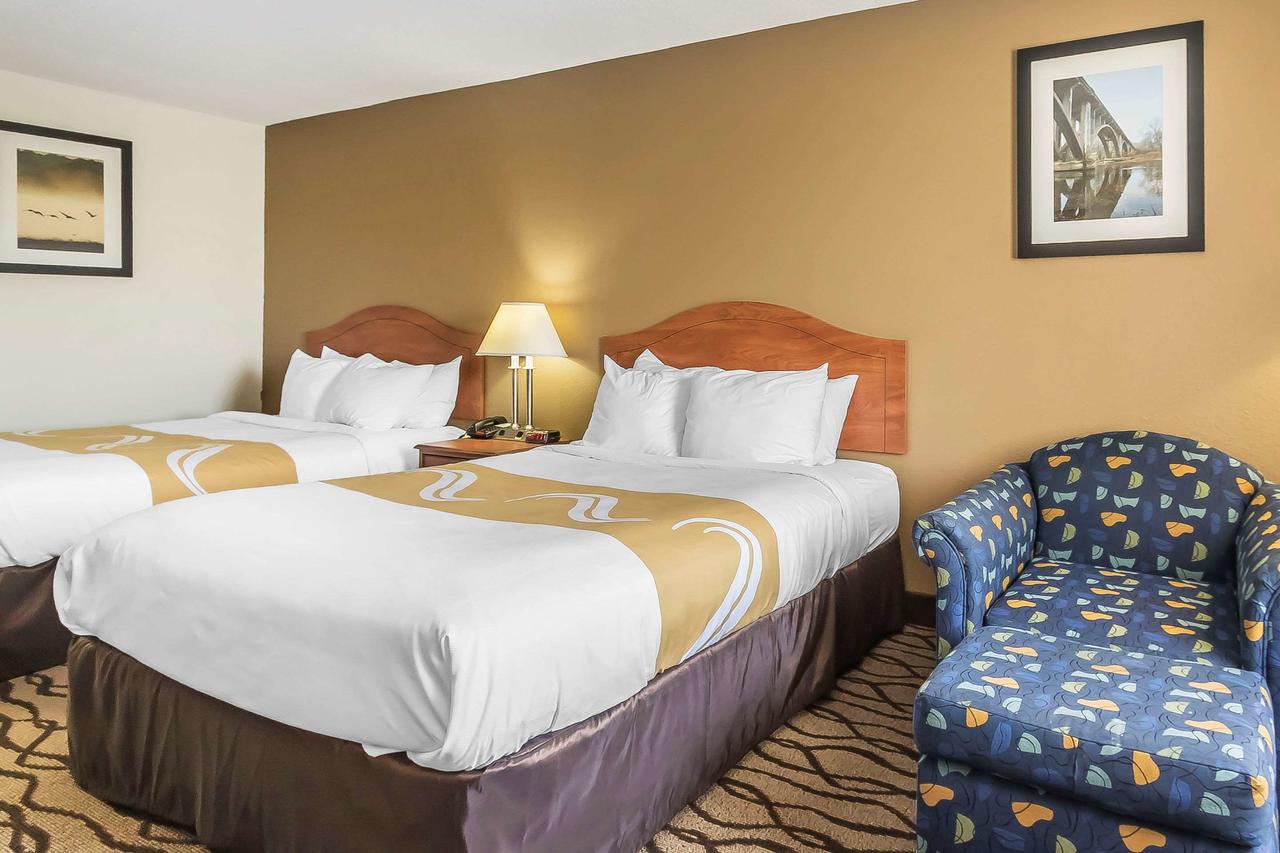 Quality Inn Charleston I-57 - thumb 30