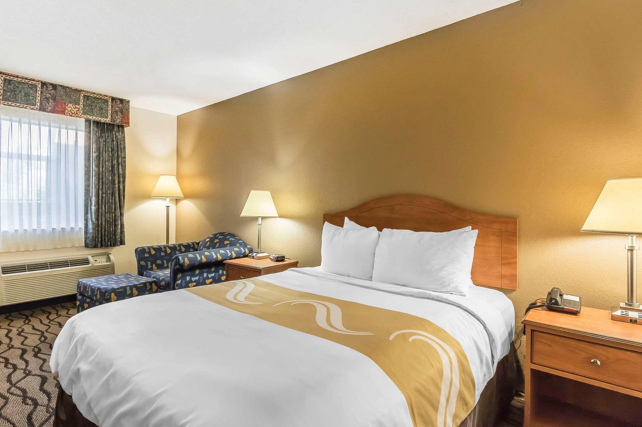 Quality Inn Charleston I-57 - thumb 28