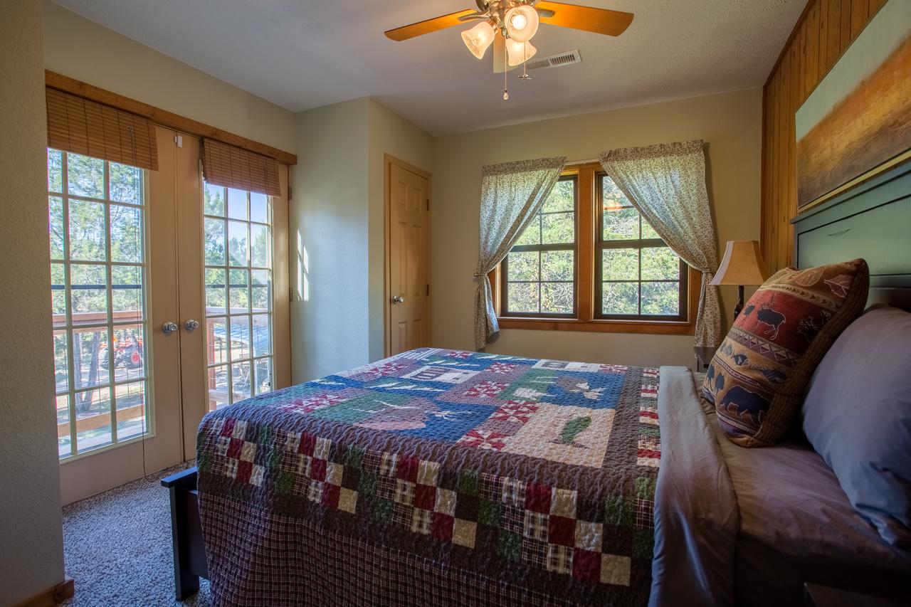 Henrys Hideaway Home - thumb 9