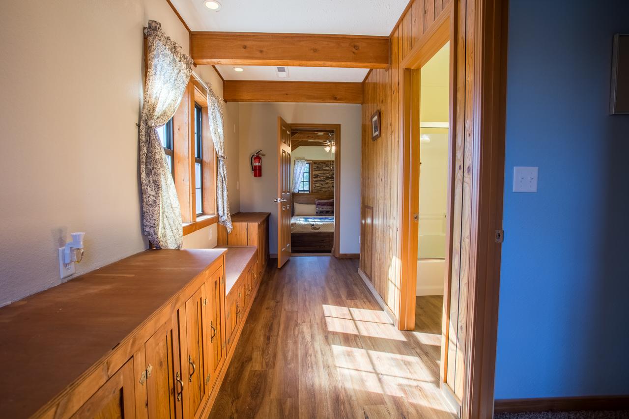 Henrys Hideaway Home - thumb 12