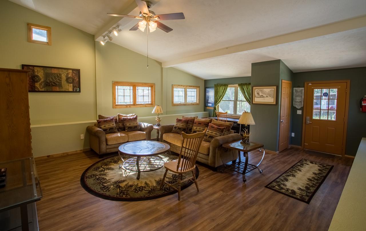 Henrys Hideaway Home - thumb 19
