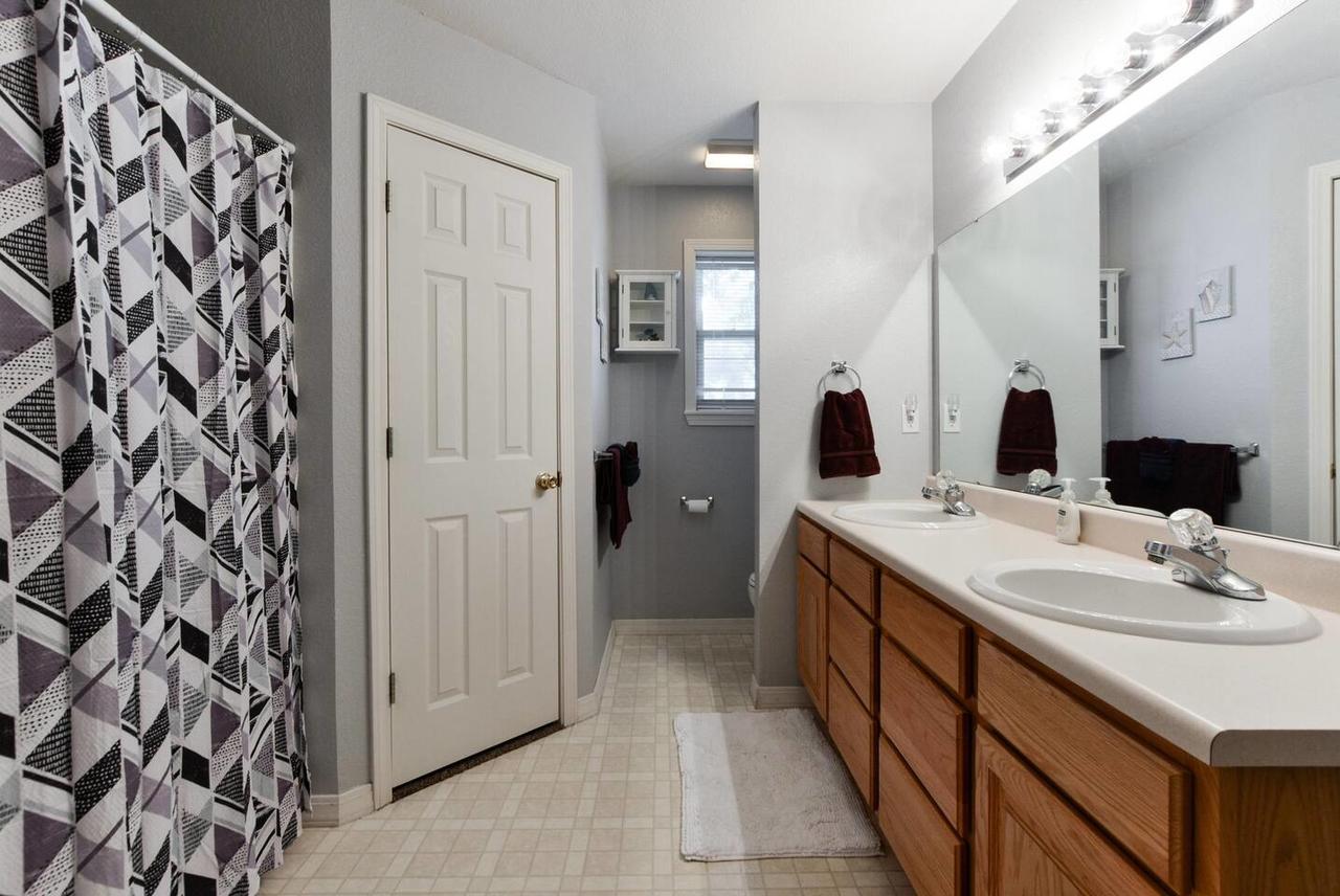 Our HoneyHole House - thumb 14