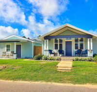 Walk to Beach From Outstanding Classic Residence - Accommodation Missouri