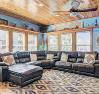 VW67 - Whale of a Time - Accommodation Missouri