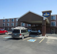 TownHouse Extended Stay Hotel Downtown - Accommodation Missouri