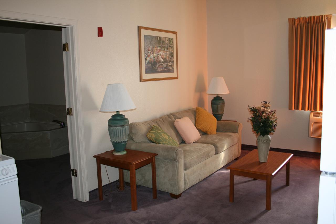 Carson City Plaza Hotel - thumb 25