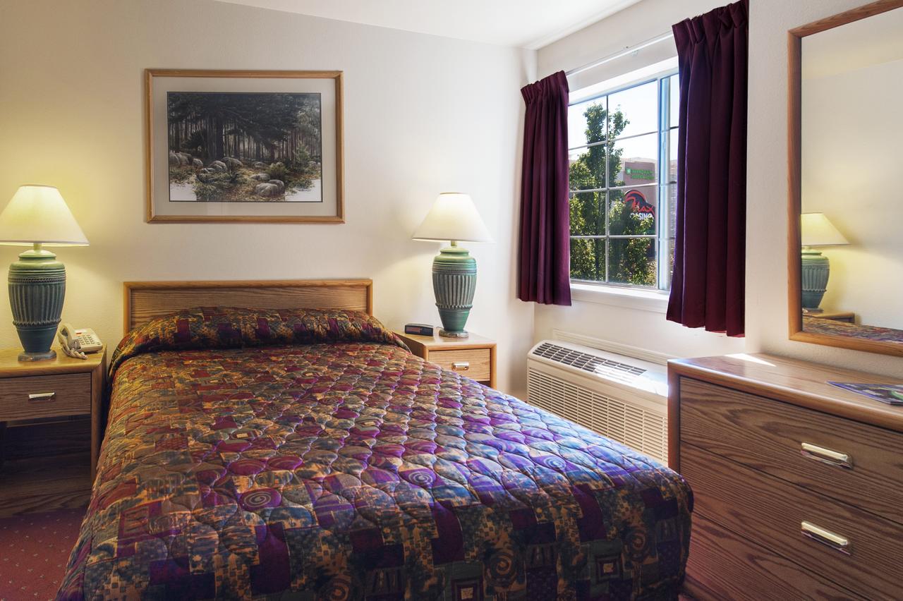 Carson City Plaza Hotel - thumb 13