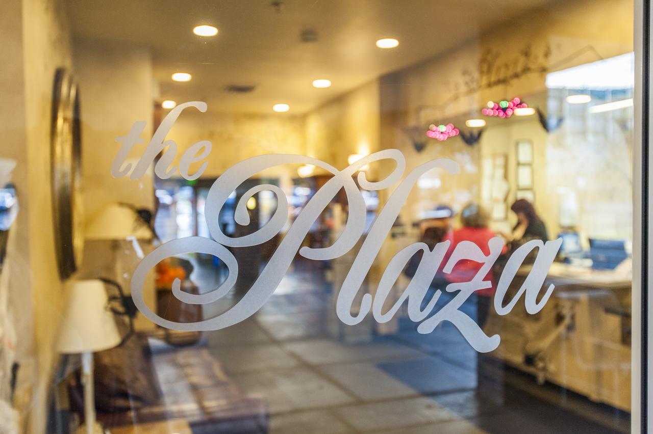 Carson City Plaza Hotel - thumb 3