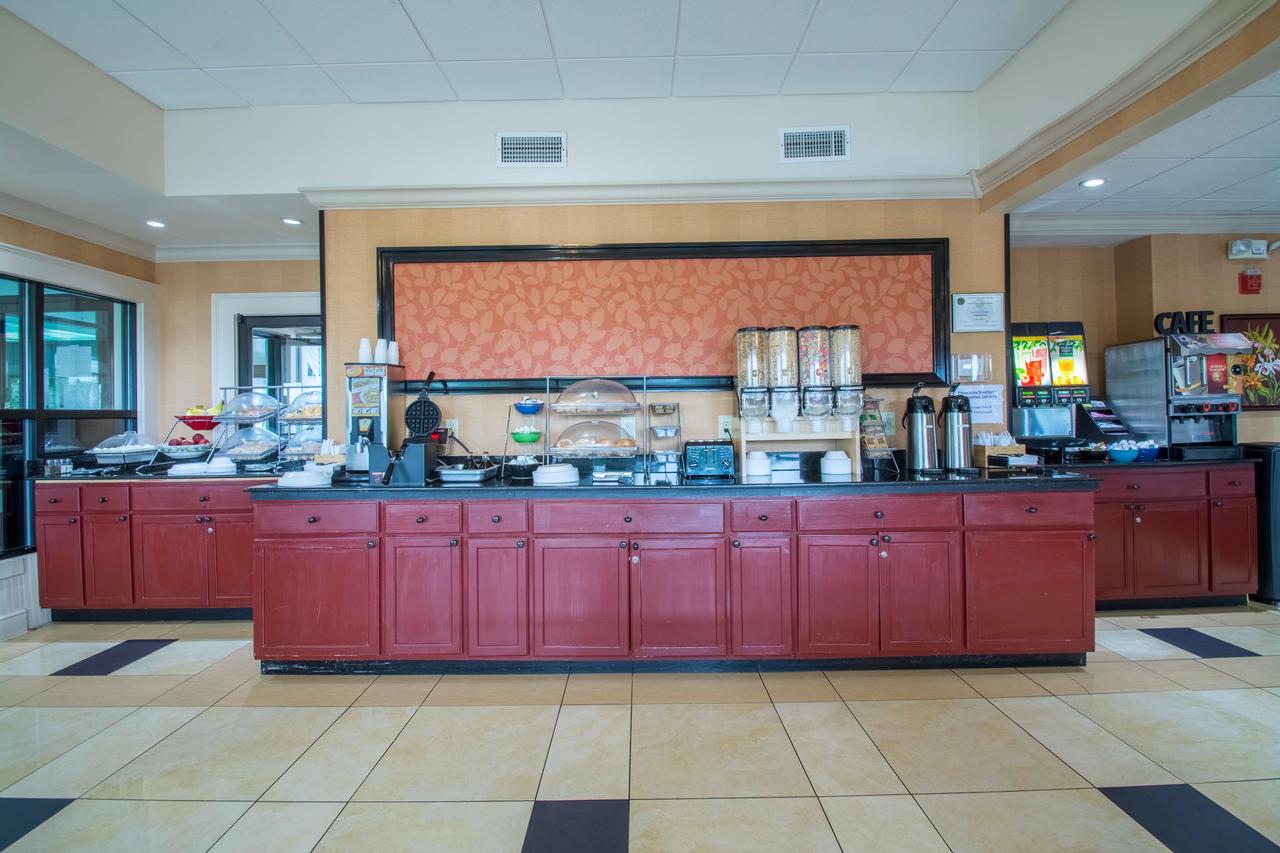 Anchorage Inn And Suites - thumb 11