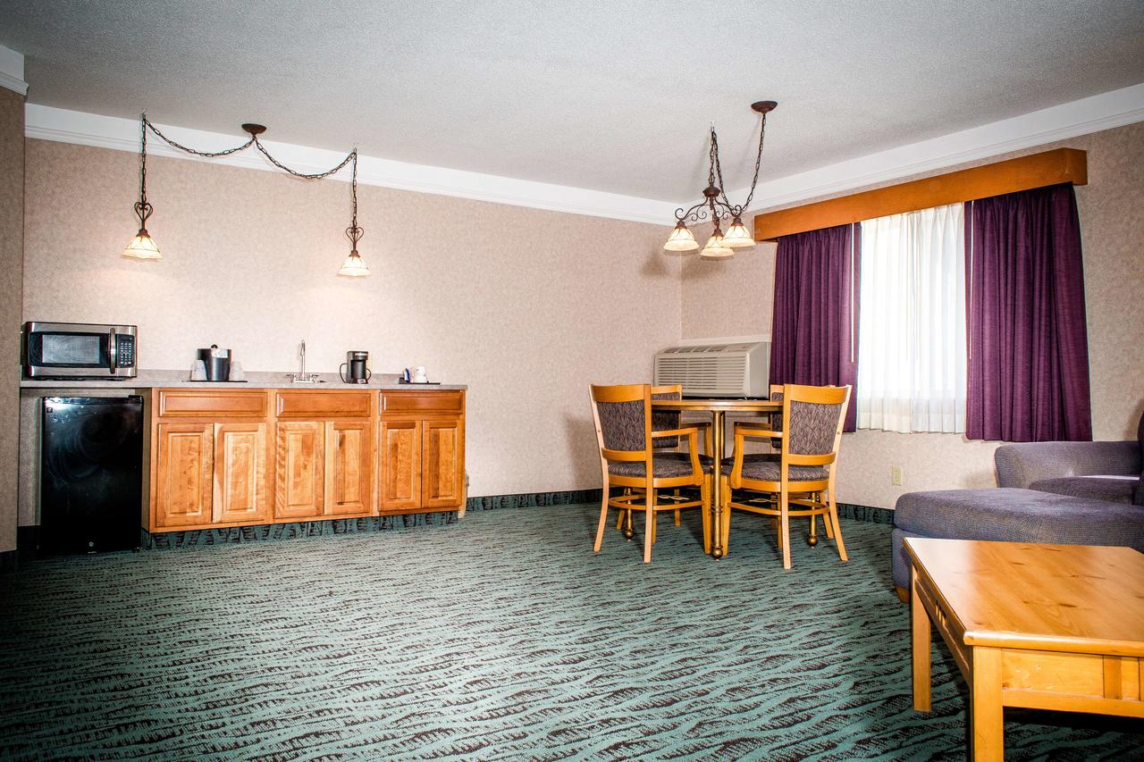 Best Western PLUS Executive Court Inn & Conference Center - thumb 12