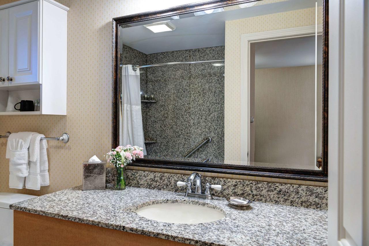 Port Inn And Suites Portsmouth, Ascend Hotel Collection - thumb 2