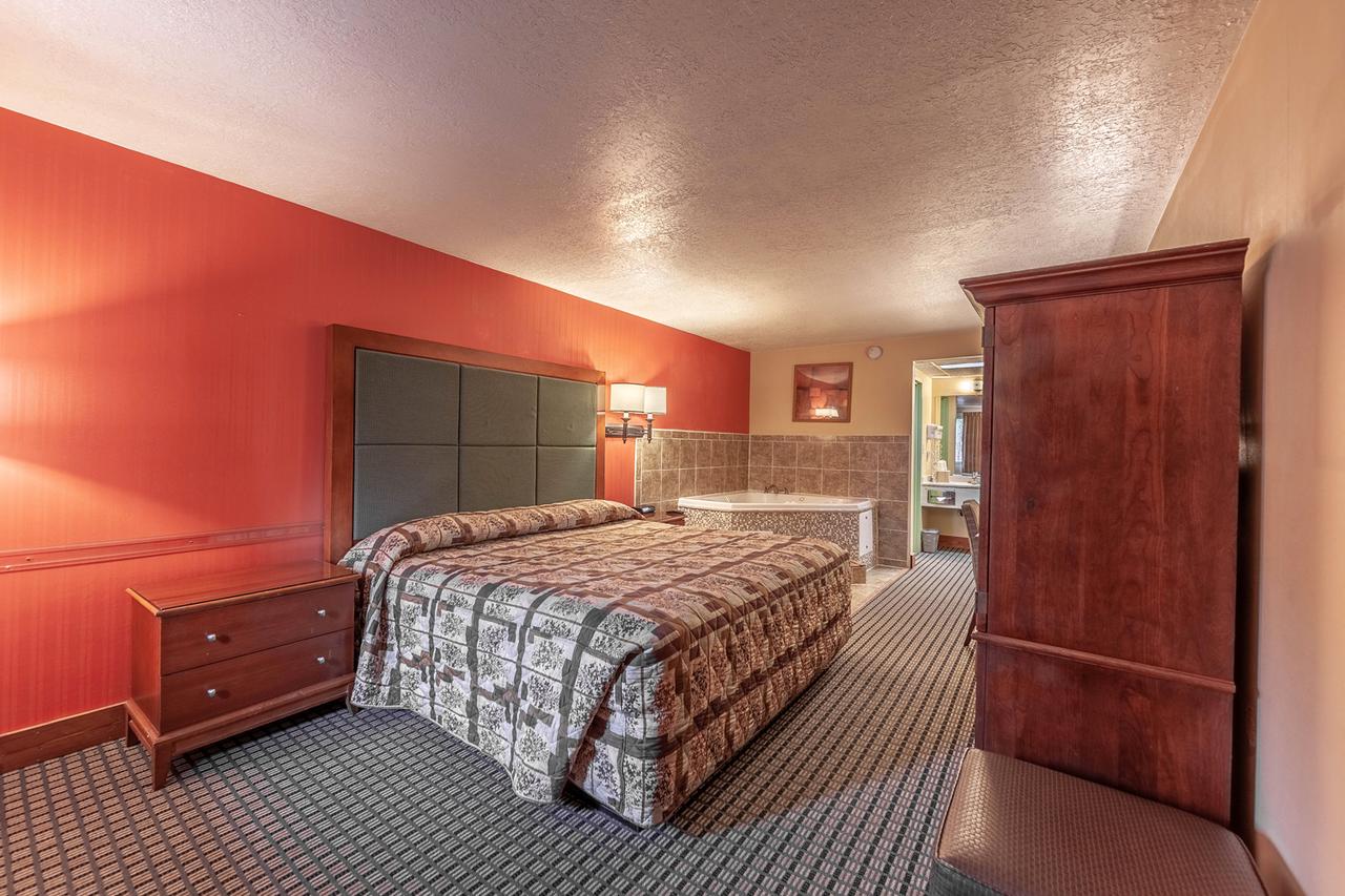 Taos Valley Lodge - thumb 10