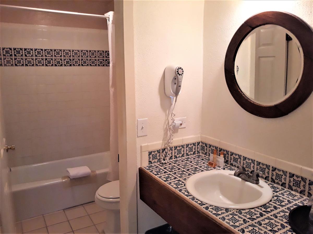 The Historic Taos Inn - thumb 21