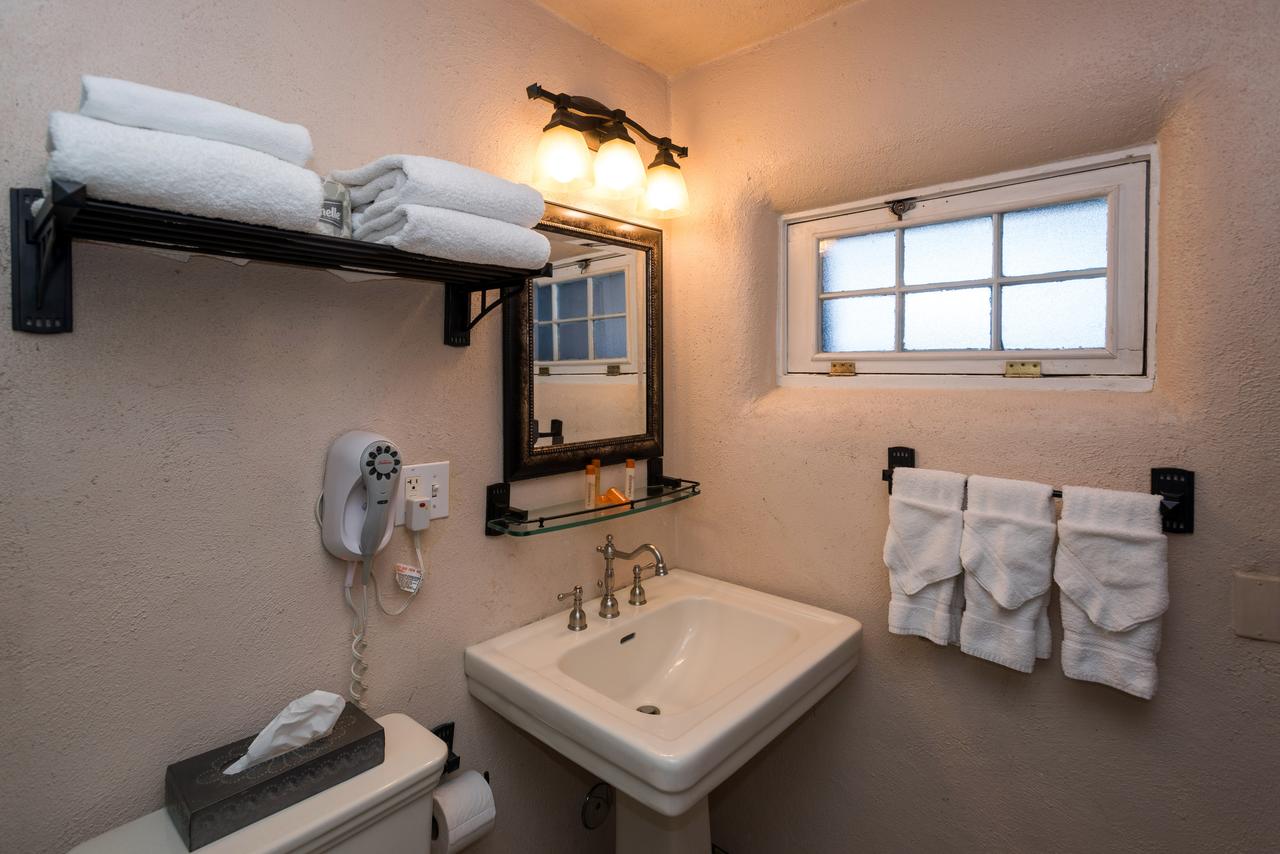 The Historic Taos Inn - thumb 34