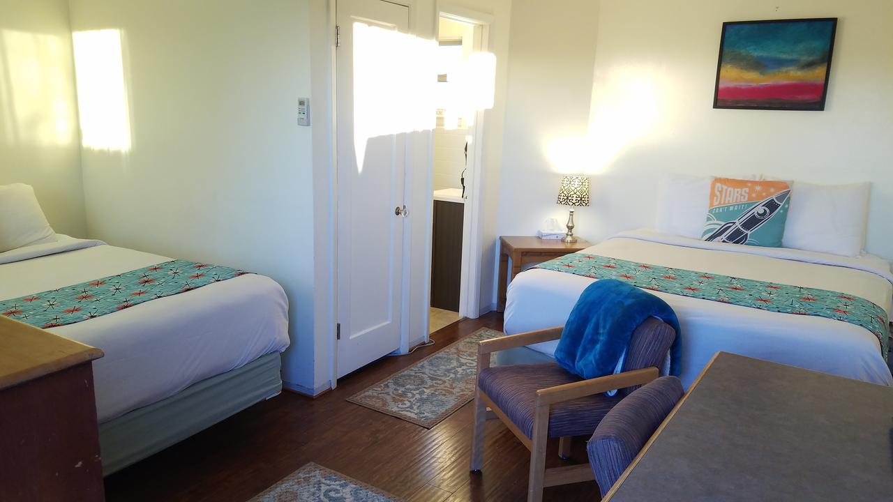 Rocket Inn - thumb 5