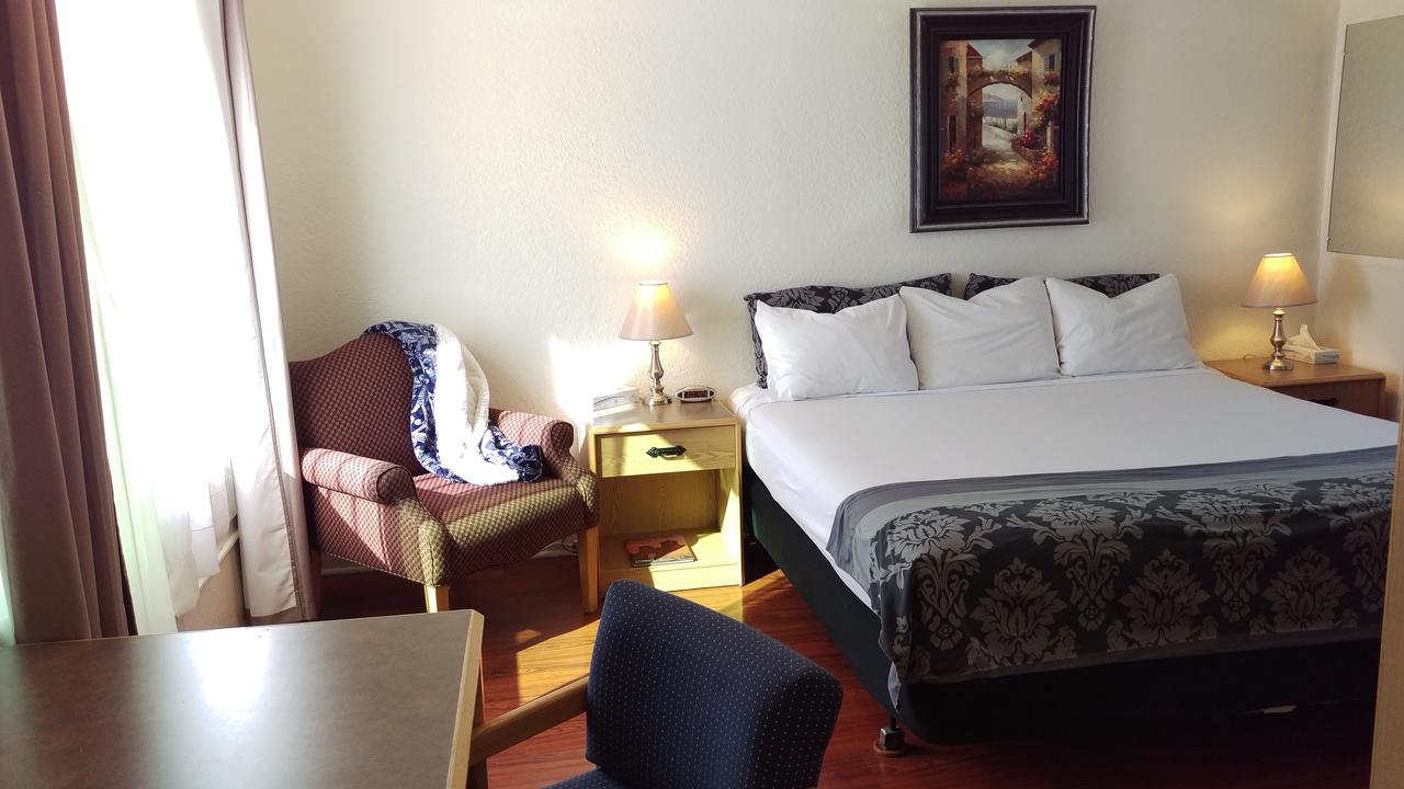 Rocket Inn - thumb 36