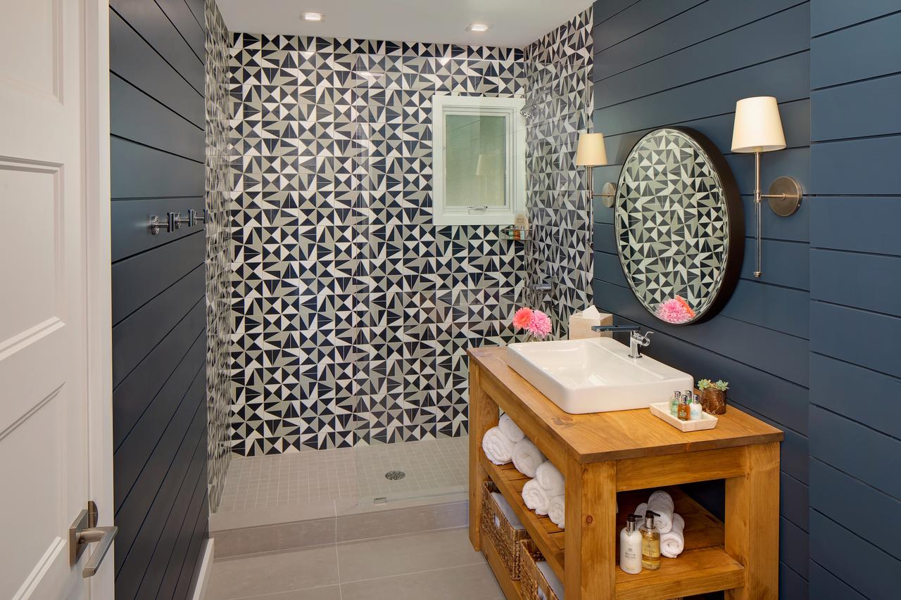 Journey East Hampton - thumb 14