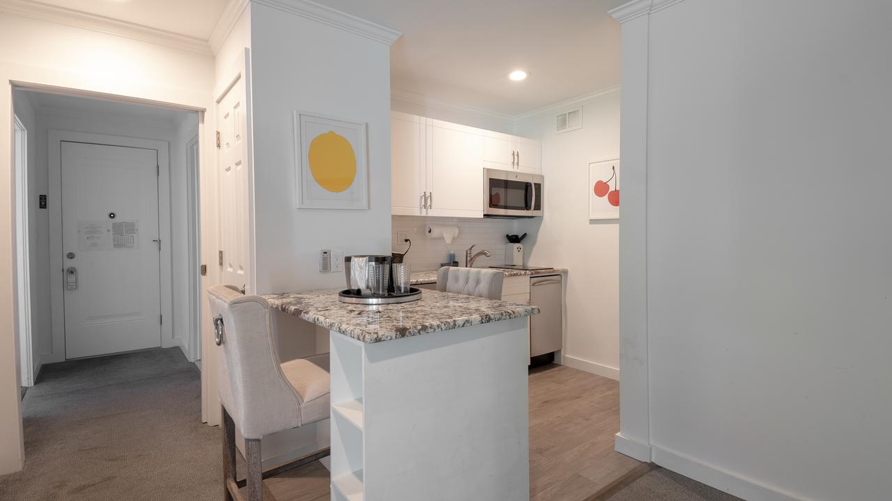 East Hampton House Resort - thumb 29