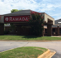 Ramada by Wyndham Raleigh - Accommodation Missouri