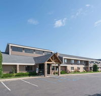 AmericInn by Wyndham Bismarck - Accommodation Missouri