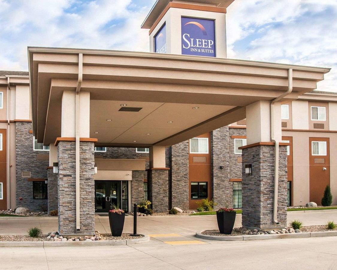 Sleep Inn & Suites I-94 - thumb 3